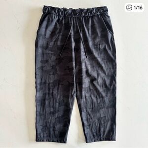 lululemon stretch high rise 23” camo